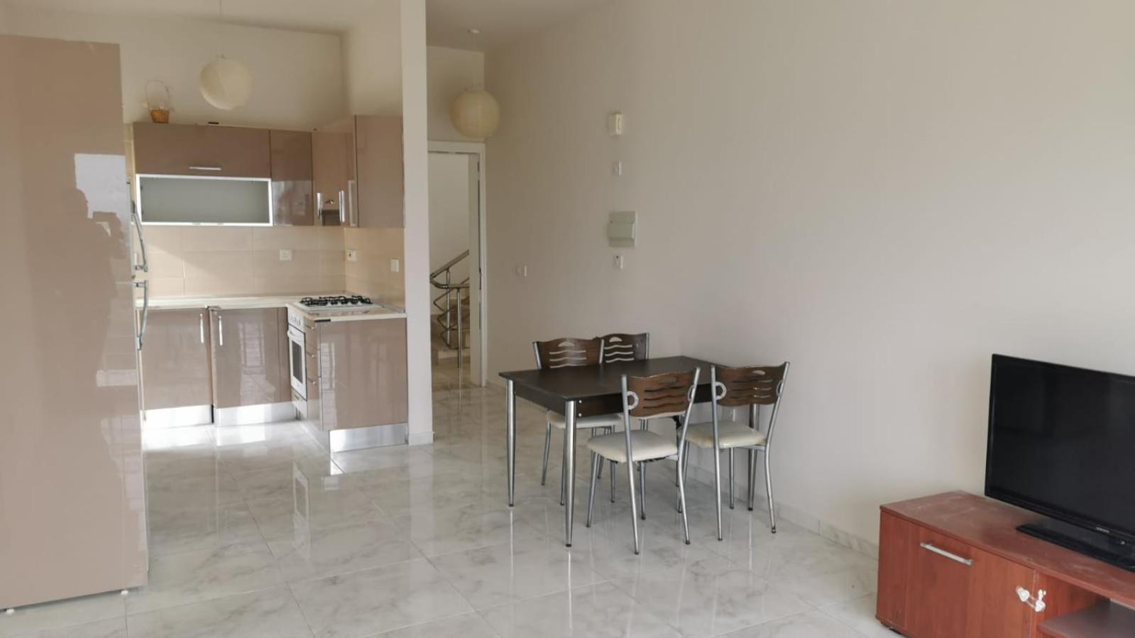 Timucin Escape Homes Кирения Экстерьер фото
