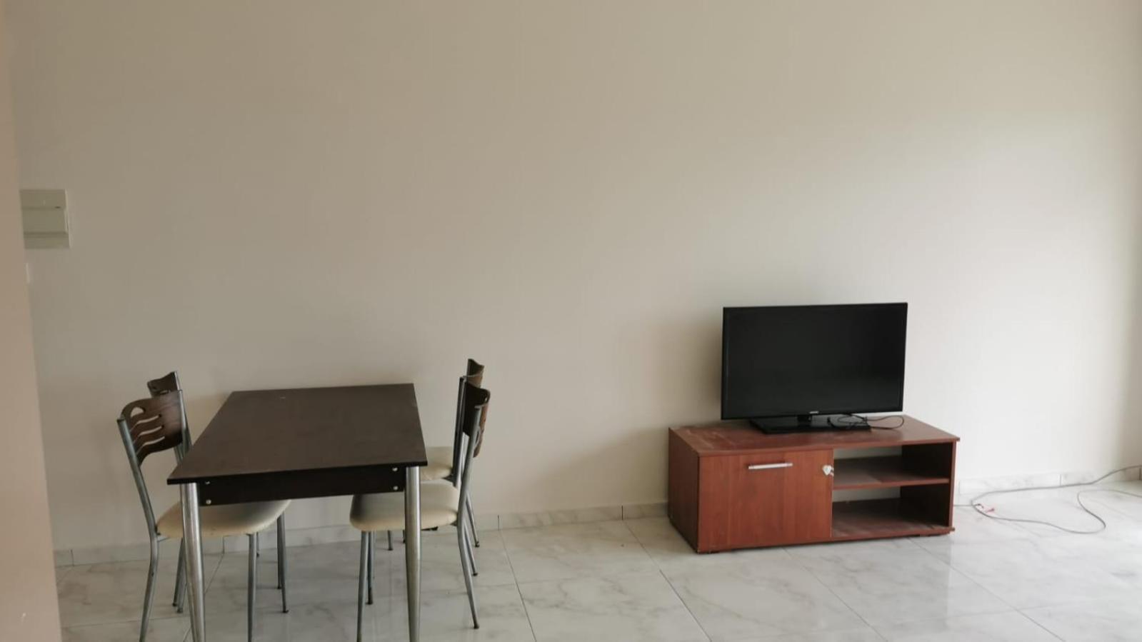 Timucin Escape Homes Кирения Экстерьер фото